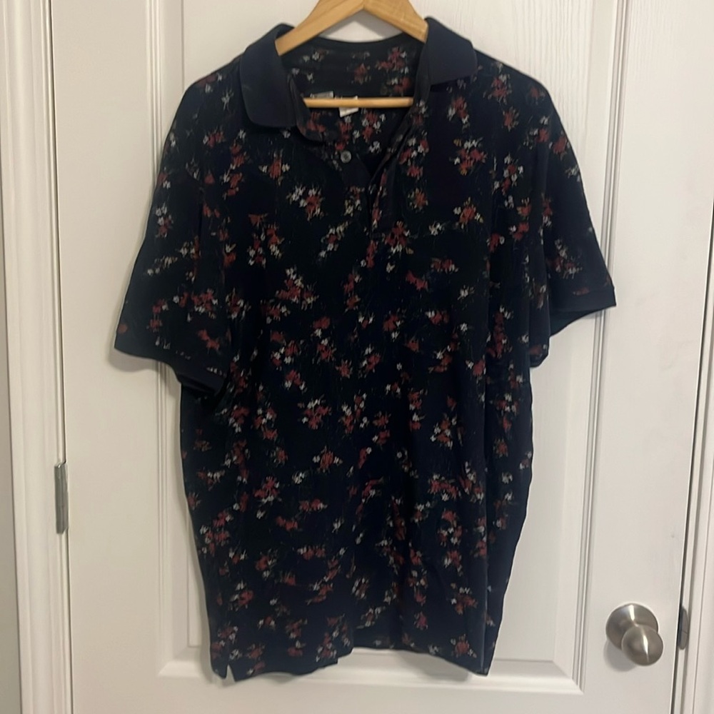Abercrombie and Fitch 
Pre Owned 
XXL